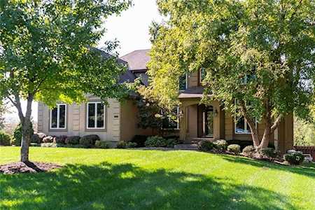 15340 Knox St Overland Park, KS 66221