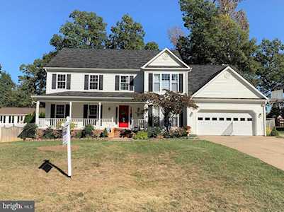 21 Braddock Dr Fredericksburg, VA 22405