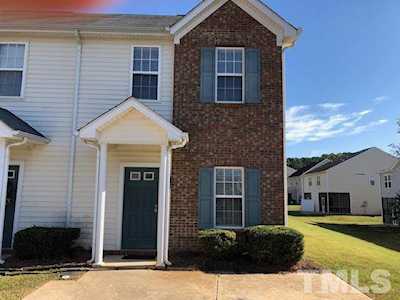 176 Buchanan Lane Clayton, NC 27527