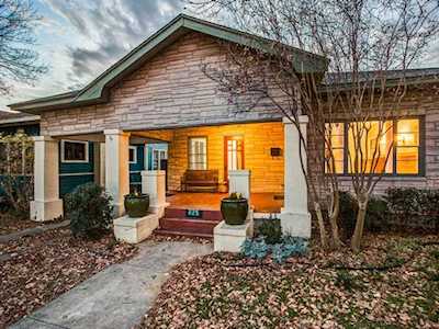 225 N Marlborough Avenue Dallas, TX 75208