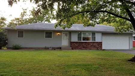 5229 Greenfield Avenue Mounds View, MN 55112