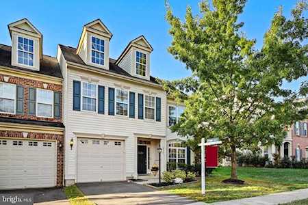 12307 Tanalian Falls Ln Bristow, VA 20136