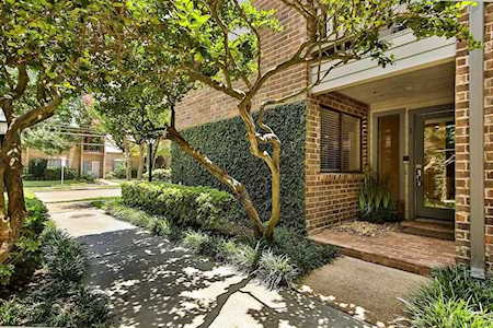 1114 Augusta Dr Houston, TX 77057