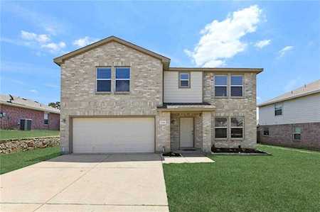2431 Buffalo Run Burleson, TX 76028