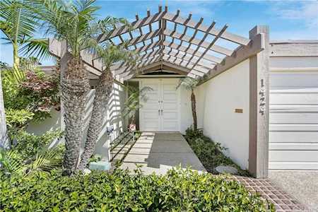 1424 Galaxy Drive Newport Beach, CA 92660