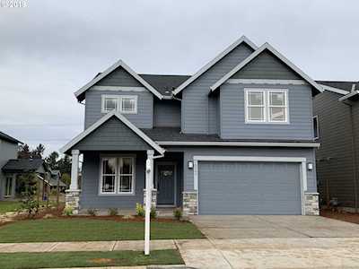 12737 Myrtlewood Way Oregon City, OR 97045