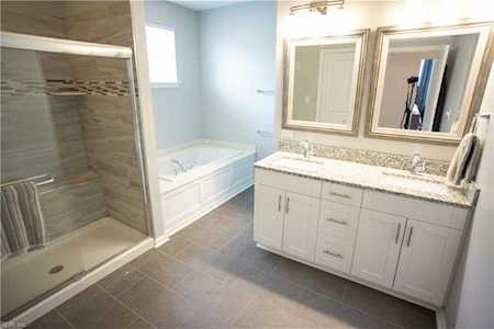 4354 Farringdon Way Chesapeake, VA 23321