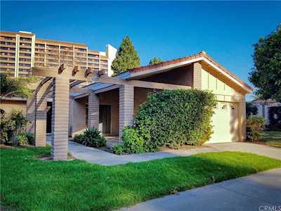 5320 W Bahia Blanca #B Laguna Woods, CA 92637