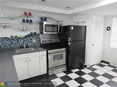 3510 Oaks Way #707 Pompano Beach, FL 33069