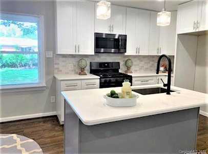 4129 Donnybrook Place Charlotte, NC 28205