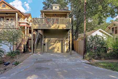 1328 Alexander St Houston, TX 77008