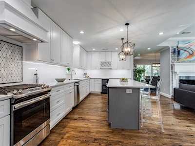 9750 Van Dyke Road Dallas, TX 75218
