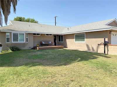 19471 Pitcairn Lane Huntington Beach, CA 92646