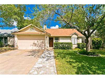1305 Elm Forest Dr Cedar Park, TX 78613