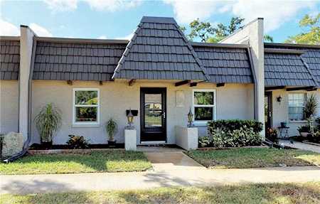 402 Cordova Green Seminole, FL 33777