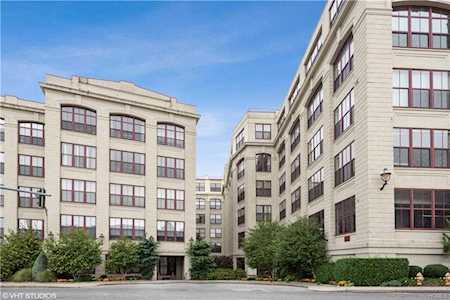 1 Scarsdale Rd #305 Eastchester, NY 10707