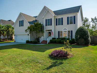 813 Wine Cellar Circle Wilmington, NC 28411