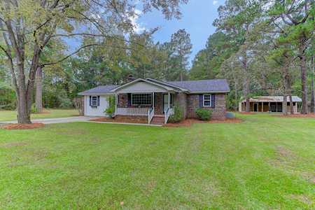 1012 Beaver Dam Rd Bonneau, SC 29431