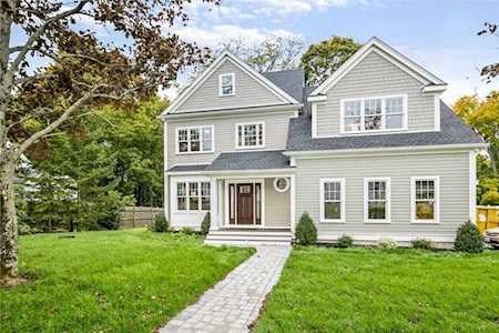 24 Wilson Rd Lexington, MA 02421