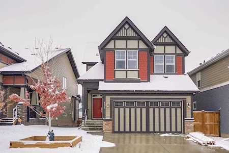 154 Masters Point(e) SE Calgary, AB T3M 2B5
