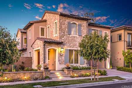 17 Hawkeye Irvine, CA 92602