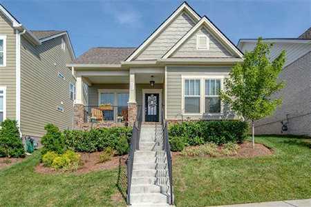 508 Pleasant St Nolensville, TN 37135