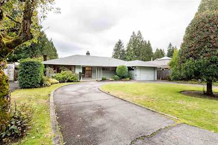 4071 Sunset Boulevard North Vancouver, BC V7R 3Y7
