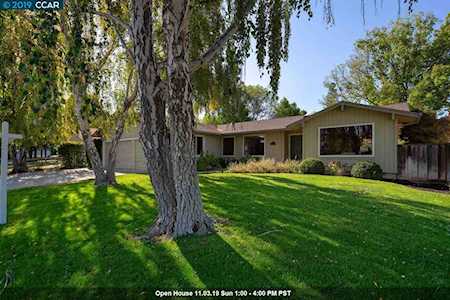 319 Barrow Ct. Walnut Creek, CA 94598