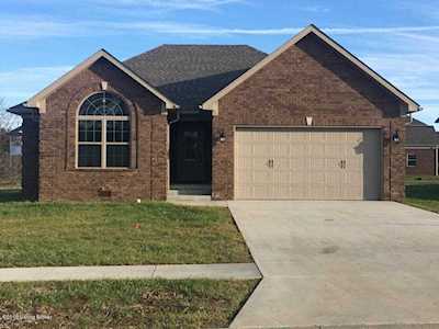 381 Meadowcrest Dr Mt Washington, KY 40047