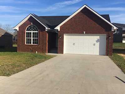 395 Meadowcrest Dr Mt Washington, KY 40047