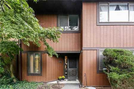 395 Martling Ave Greenburgh, NY 10591
