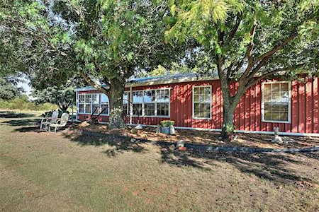 589 Prescott Road Collinsville, TX 75459