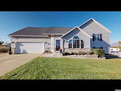 1936 W River View Dr Bluffdale, UT 84065