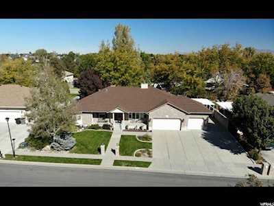 2622 W Canterwood Dr South Jordan, UT 84095