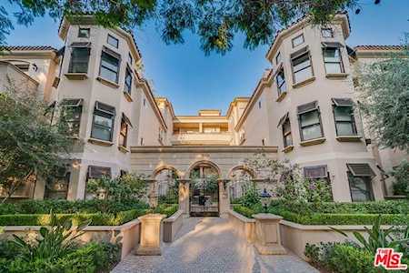 1658 Camden Avenue #302 Los Angeles, CA 90025