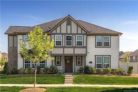 9518 Glenburn Ln Charlotte, NC 28278