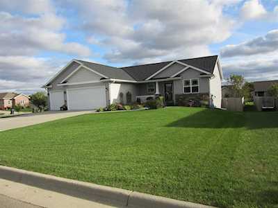 605 Prairie View Dr Evansville, WI 53536