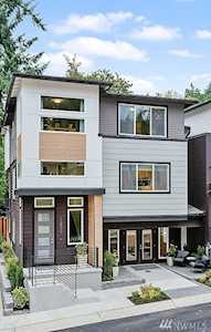 8204 136th Ave SE #17 Newcastle, WA 98059