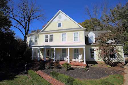508 Edgeforest Pl Louisville, KY 40245