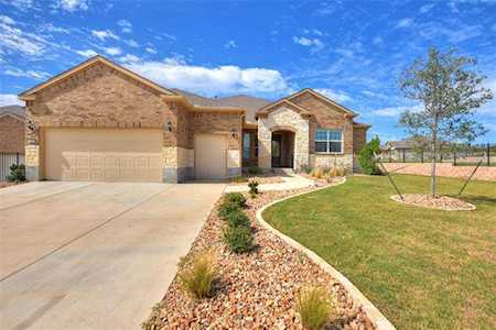 400 Tangle Ridge Ln Georgetown, TX 78633