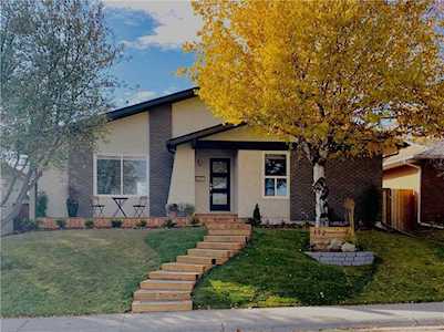 112 Silverview Way NW Calgary, AB T3B 3K1