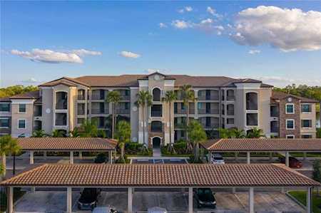 17510 Gawthrop Drive #206 Lakewood Ranch, FL 34211