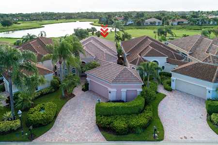 8666 Falcon Green Drive West Palm Beach, FL 33412
