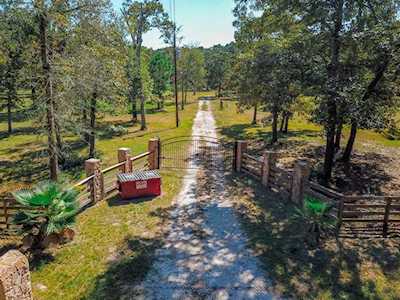 30927 Lake Rd Waller, TX 77484