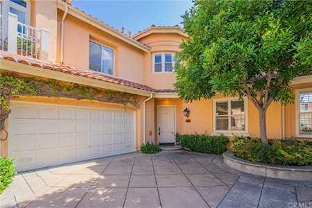 2546 Aquasanta Tustin, CA 92782
