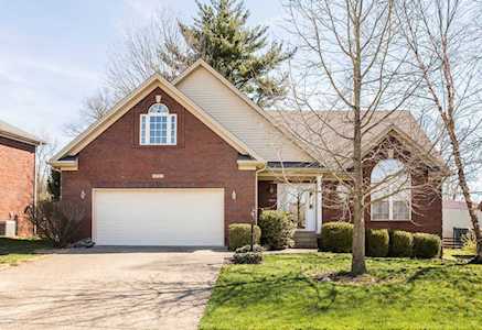 4701 Chenwood Ln Louisville, KY 40299