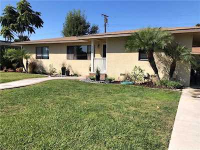 11761 Donna Lane Garden Grove, CA 92840