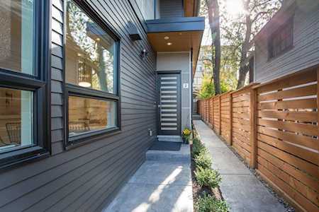 4352 Albert Street #2 Burnaby, BC V5C 2G1
