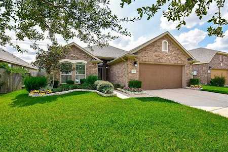 1521 Bluestone Edge Ln Pearland, TX 77089