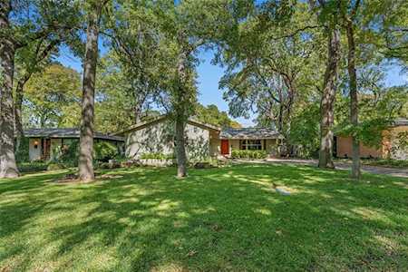 934 Sylvania Drive Dallas, TX 75218
